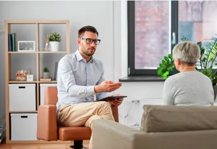 Онлайн-курс Анны Кузичевой «Эриксоновский гипноз для специалистов в психосоматике»